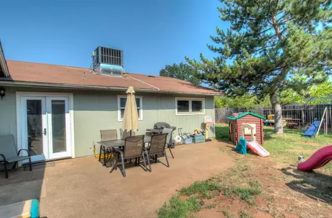 2290 Christian Ave, Redding, CA 96002 photo 27