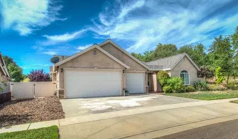 4158 Sunflower Dr, Redding, CA 96001 photo 2