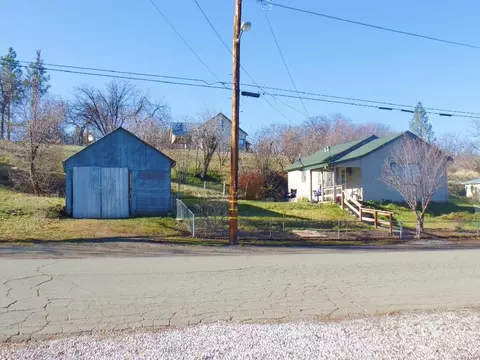 24796 Long St, Fall River Mills, CA 96028 photo 3