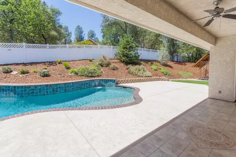 10320 White Star Dr, Redding, CA 96001 photo 38