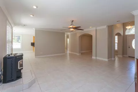 10320 White Star Dr, Redding, CA 96001 photo 8
