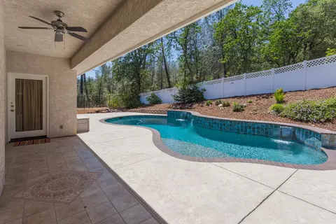 10320 White Star Dr, Redding, CA 96001 photo 39