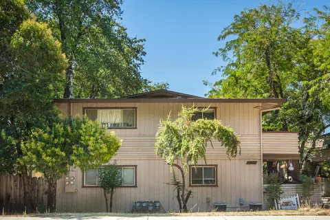 1465 Benton Dr, Redding, CA 96003 photo 9
