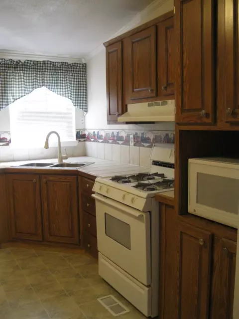 22240 Jones Valley Trl, Redding, CA 96003 photo 9