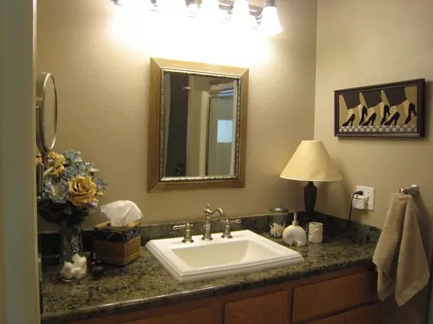 1390 Lakeside Dr, Redding, CA 96001 photo 14