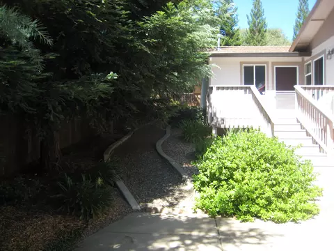 1390 Lakeside Dr, Redding, CA 96001 photo 21