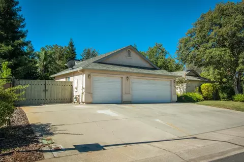 2993 Copper Creek Dr, Redding, CA 96002 photo 3