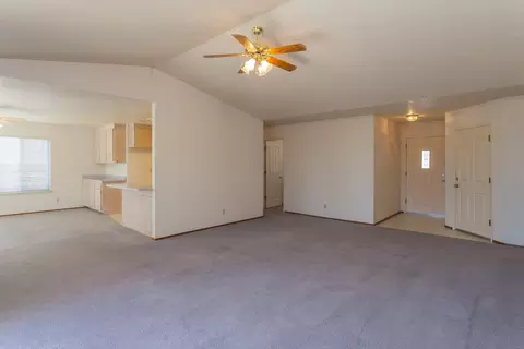 3497 Old Lantern Dr, Redding, CA 96003 photo 4
