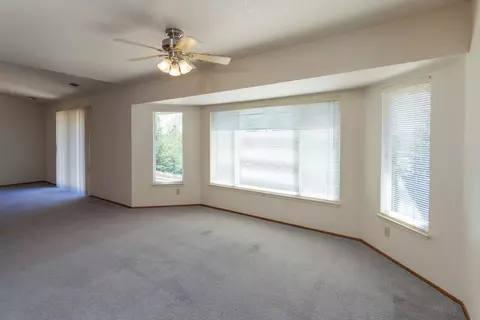 3497 Old Lantern Dr, Redding, CA 96003 photo 7