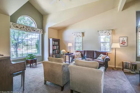 1469 White Water Cir, Redding, CA 96003 photo 10