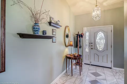 1469 White Water Cir, Redding, CA 96003 photo 4