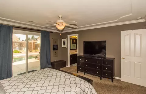 3920 Meadow Oak Way, Redding, CA 96002 photo 13