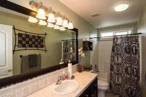 3920 Meadow Oak Way, Redding, CA 96002 photo 18