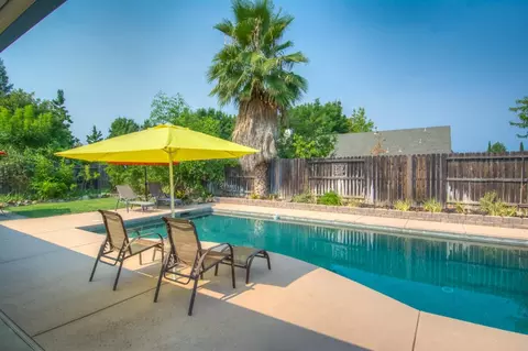 3920 Meadow Oak Way, Redding, CA 96002 photo 30