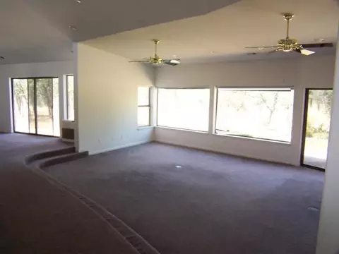 8644 Whispering Oaks Rd, Redding, CA 96002 photo 3