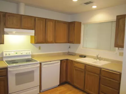 1438 Casa Vereda Way, Redding, CA 96003 photo 4