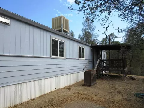 21699 Elk Trl, Redding, CA 96003 photo 2