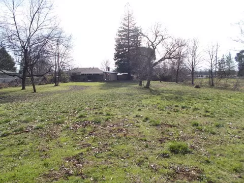 2774 Bonnyview Rd, Redding, CA 96001 photo 13