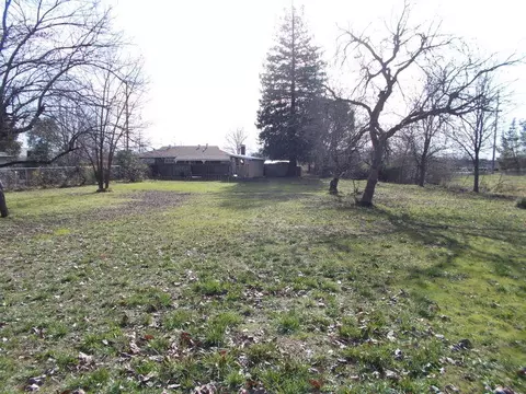 2774 Bonnyview Rd, Redding, CA 96001 photo 12