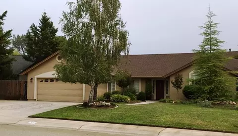 2832 Blue Bell Dr, Redding, CA 96001 photo 1