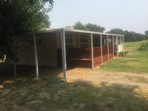 19997 Loop St, Anderson, CA 96007 photo 2