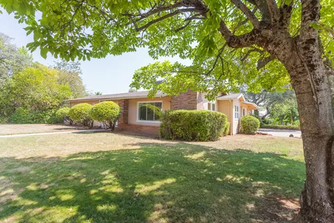 1055 Redbud Dr, Redding, CA 96001 photo 42