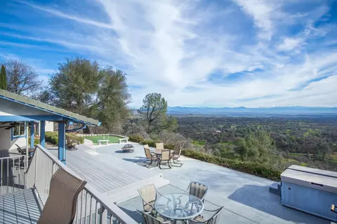 13835 Green Mountain Trl, Redding, CA 96003 photo 1
