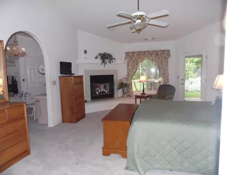 4480 Brittany Dr, Redding, CA 96002 photo 11