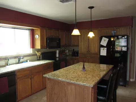 37347 Oak View St, Burney, CA 96013 photo 3