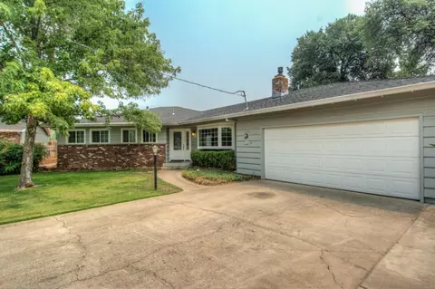 601 Rafael St, Redding, CA 96002 photo 3