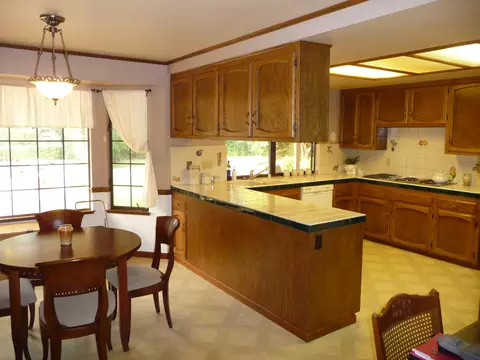 2526 Phil Ct, Redding, CA 96002 photo 8