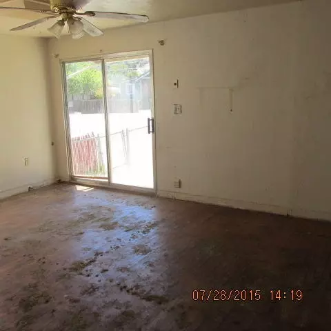 3233 Veda St, Redding, CA 96001 photo 9