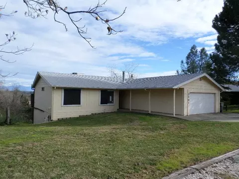 2201 Oak Ridge Dr, Redding, CA 96001 photo 3