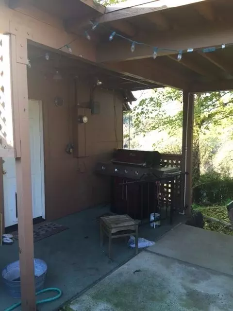 2154 West, Redding, CA 96001 photo 8