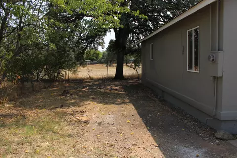 1279 Deodar Way, Redding, CA 96003 photo 25