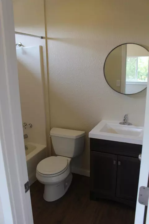 1279 Deodar Way, Redding, CA 96003 photo 16