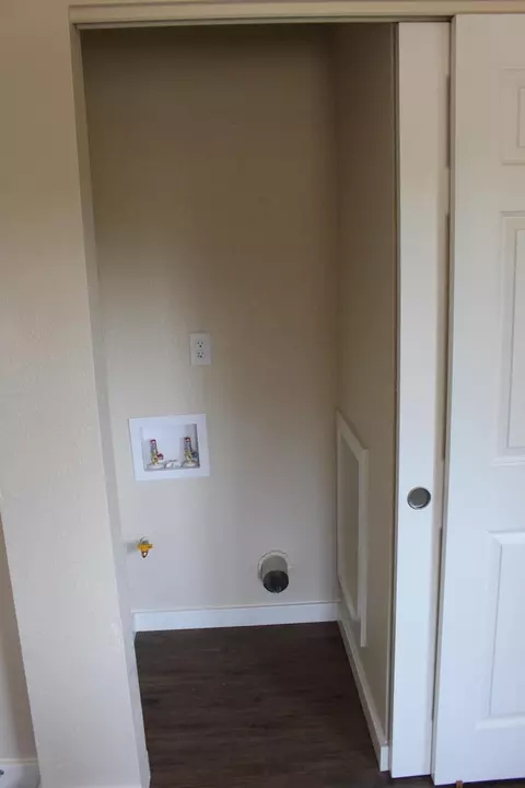 1279 Deodar Way, Redding, CA 96003 photo 22