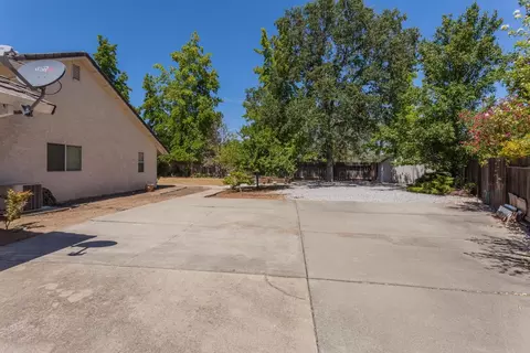 1300 Carla Cir, Redding, CA 96003 photo 29