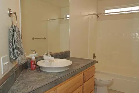 3396 Old Lantern Dr, Redding, CA 96003 photo 13