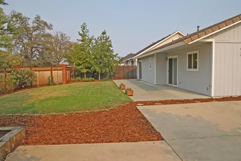 3396 Old Lantern Dr, Redding, CA 96003 photo 15