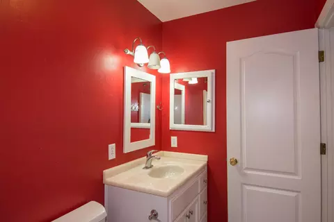 2128 Comet St, Redding, CA 96002 photo 17