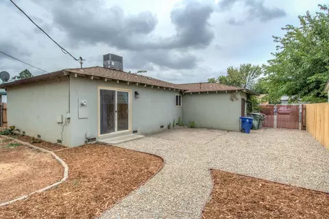 2128 Comet St, Redding, CA 96002 photo 23