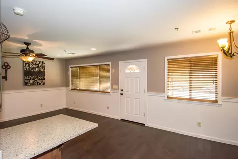 2128 Comet St, Redding, CA 96002 photo 3