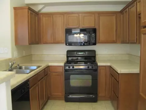 2352 Shining Star Way, Redding, CA 96003 photo 5