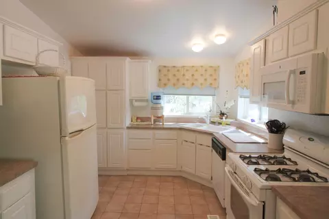 4550 Hickory, Redding, CA 96003 photo 6