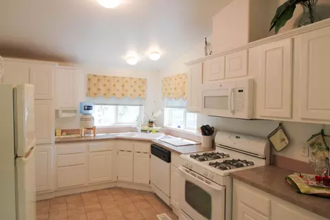 4550 Hickory, Redding, CA 96003 photo 5