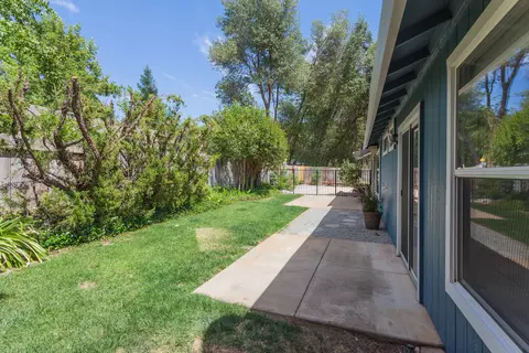 1979 Shelby Rd, Redding, CA 96002 photo 25