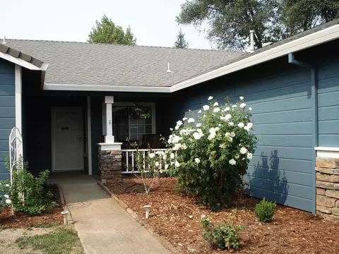 1979 Shelby Rd, Redding, CA 96002 photo 1