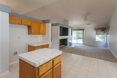 1979 Shelby Rd, Redding, CA 96002 photo 8