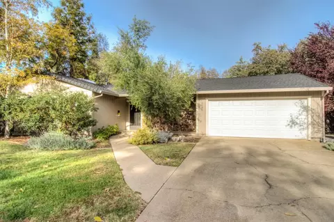2680 Shasta St, Redding, CA 96001 photo 1